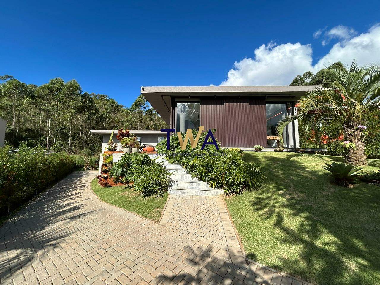 Property reference 11476 — source catalogue photograph